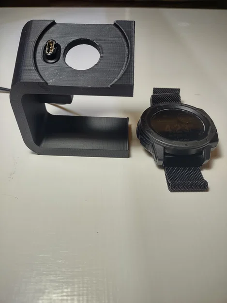 Đế sạc cho đồng hồ Garmin Instinct - Image 1