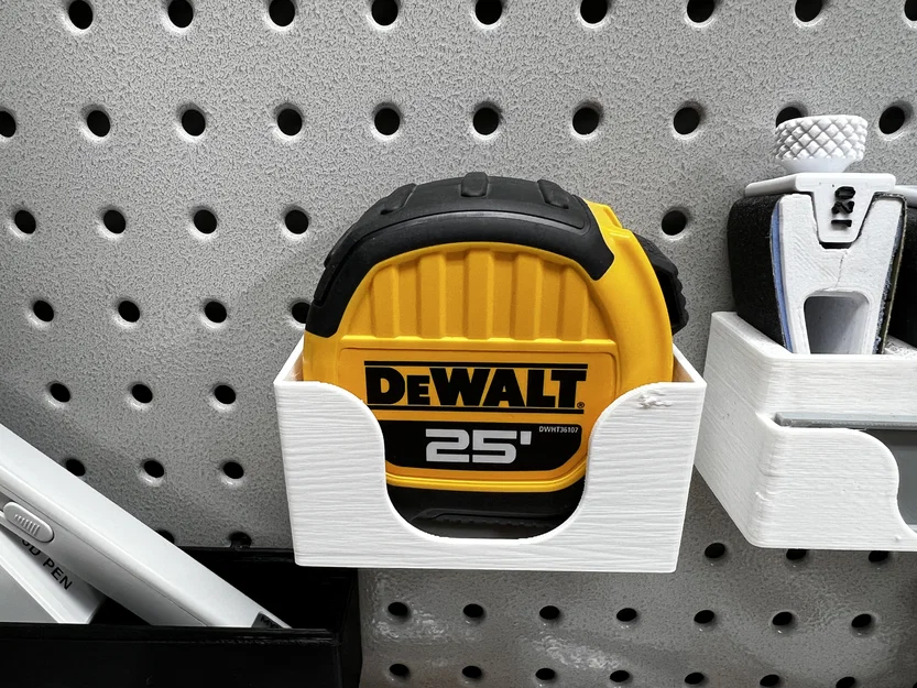 Giá treo thước cuộn 25' cho bảng Pegboard - Image 1