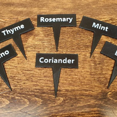 Bộ thẻ cắm đánh dấu cây trồng trong vườn