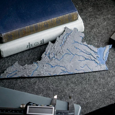 Bản đồ địa hình tiểu bang Virginia, Mỹ (VA) tích hợp sông ngòi in 3D