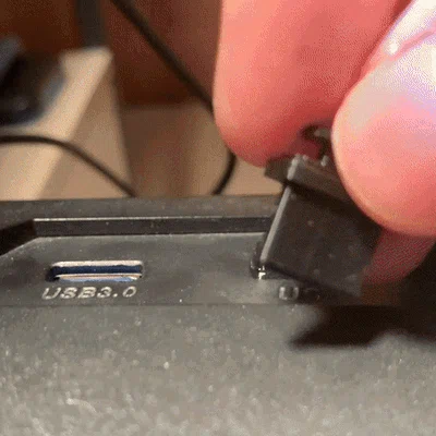 Nắp đậy chống bụi cho cổng USB-A