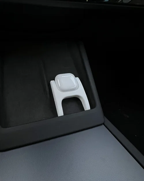 Giá đỡ sạc không dây Airpods 4 cho Tesla Model 3/Y - Image 1
