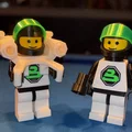 Mô hình Classic Space Blacktron 2 Brick MegaFigures (Tỉ lệ 5:1) - Thumbnail 1