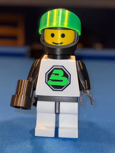 Mô hình Classic Space Blacktron 2 Brick MegaFigures (Tỉ lệ 5:1) - Image 5