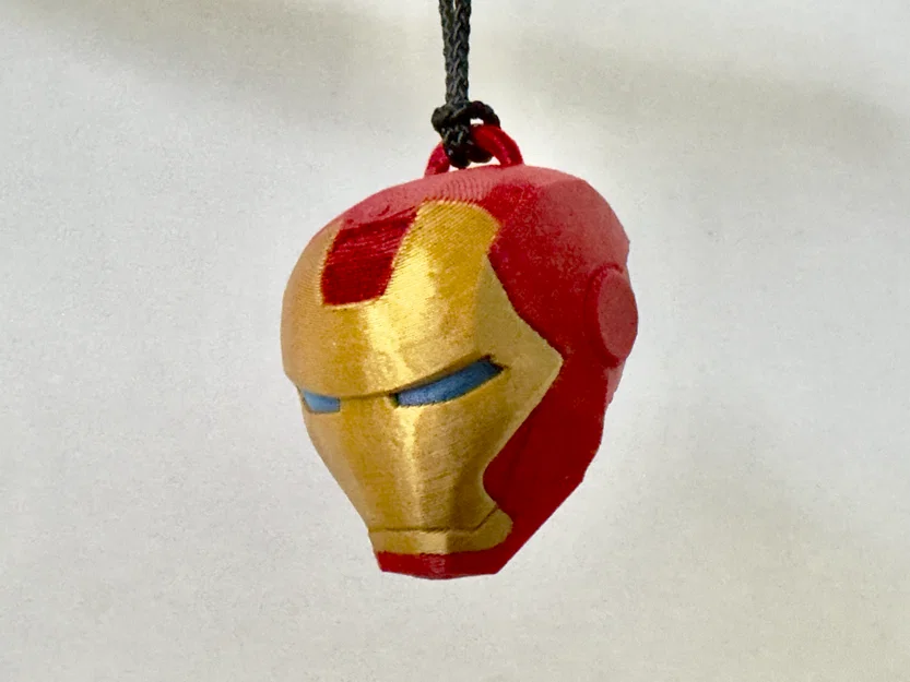 Móc khóa đầu Iron Man thiết kế đa màu (MMU) cực chất - Image 1