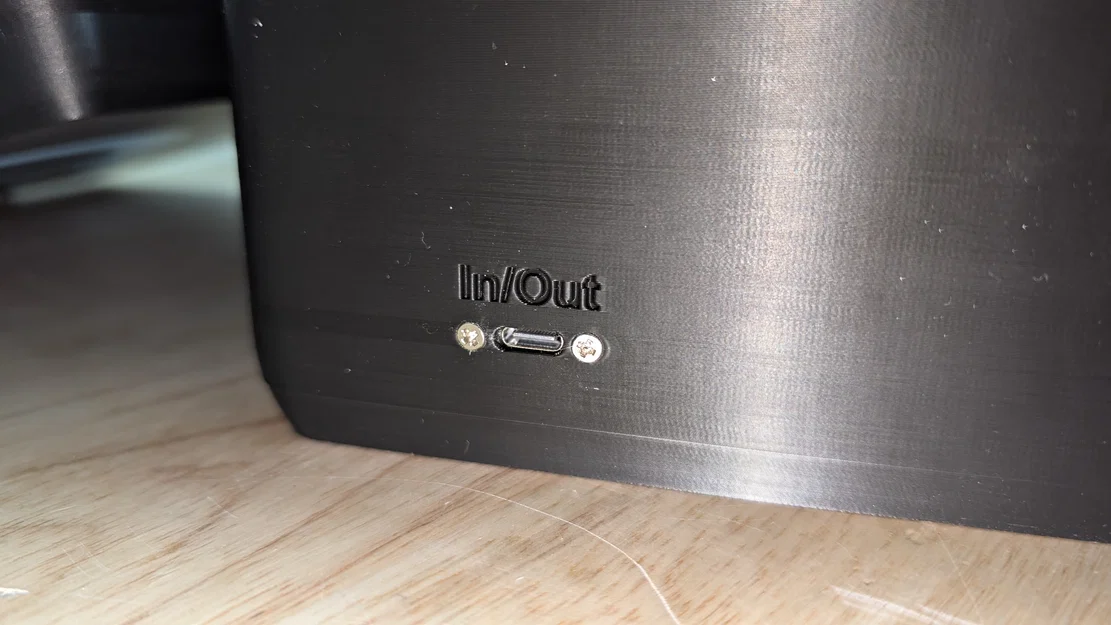 Hộp Đựng Meta Quest 3 Siêu Bền Tích Hợp Sạc Nhanh - Image 3