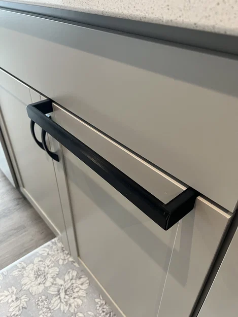 Thanh treo khăn móc cánh cửa tủ - Image 1