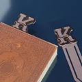 Thẻ đánh dấu trang sách (Bookmark) chữ cái 3D cá nhân hóa độc đáo - Thumbnail 5