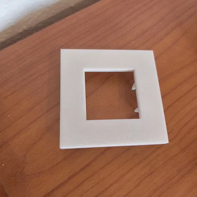 Khung che thay thế cho ổ cắm và công tắc Niessen Zenit