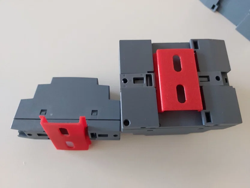 Thanh ray DIN tiêu chuẩn & DIN Rail sâu (Deep Hat) - Image 1