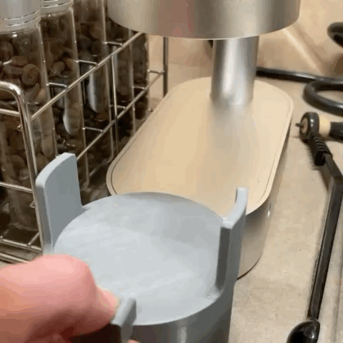 Giá đỡ tay pha (portafilter) 58mm cho máy Option-O LAGOM casa