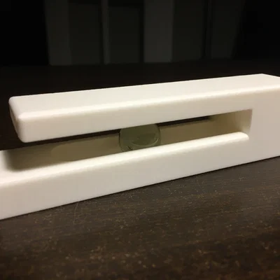 Móc treo khăn thông minh với viên bi cố định (Channeled Marble Towel Hook)