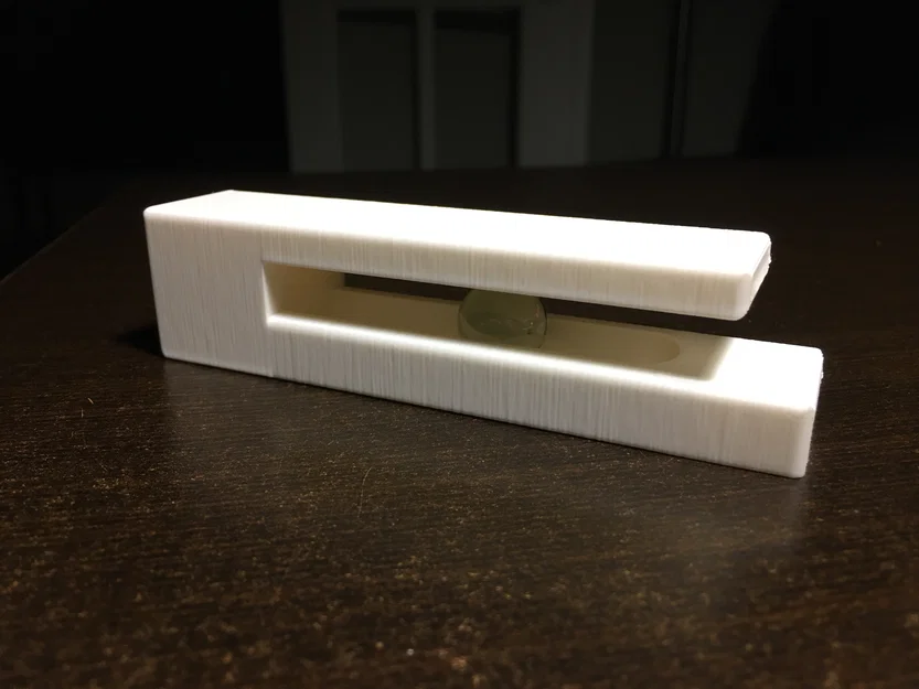 Móc treo khăn thông minh với viên bi cố định (Channeled Marble Towel Hook) - Image 4