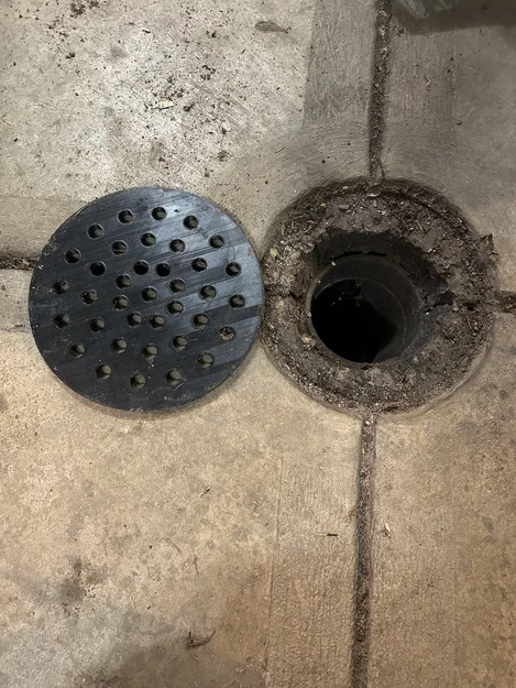 Tấm chắn miệng cống 8 inch cho gara - Image 3