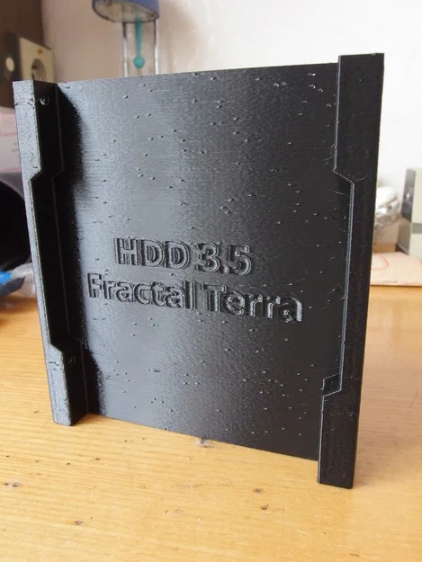 Khay gắn ổ cứng 3.5" HDD cho Fractal Design Terra - Image 2