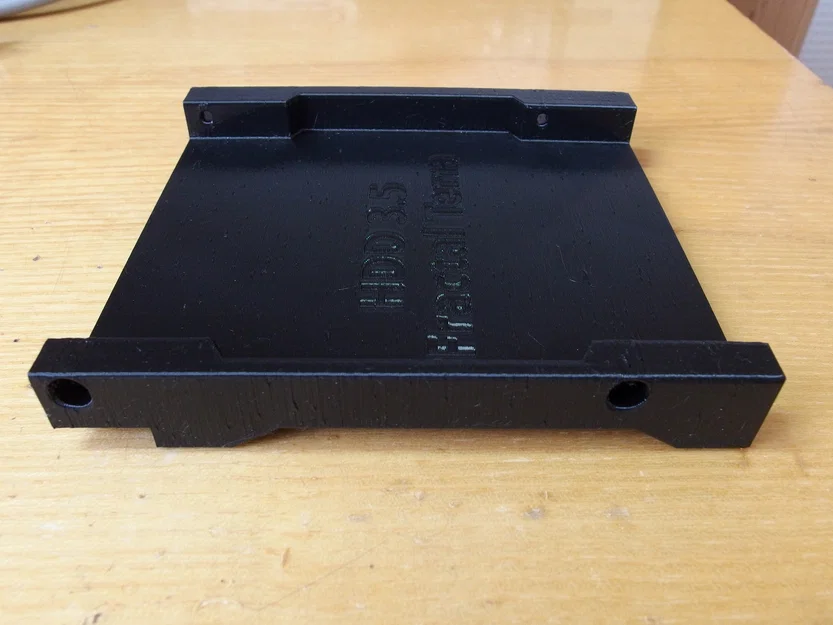 Khay gắn ổ cứng 3.5" HDD cho Fractal Design Terra - Image 4