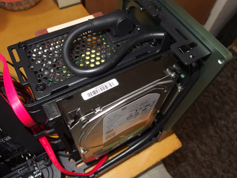 Khay gắn ổ cứng 3.5" HDD cho Fractal Design Terra - Image 10