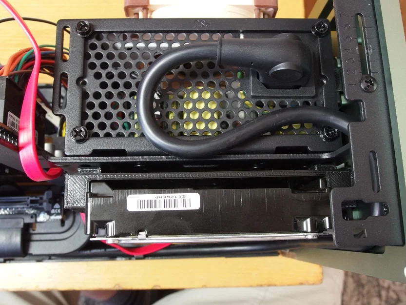 Khay gắn ổ cứng 3.5" HDD cho Fractal Design Terra - Image 11