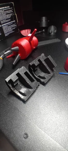 Mô hình Robot R.E.P.O (Retractable Robot) in 3D cực chất - Image 4