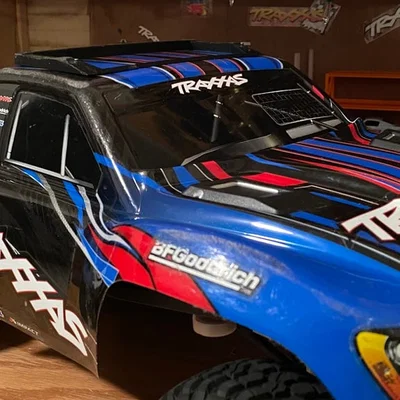 Tấm chống trượt (Roof skid) cho Traxxas Slash