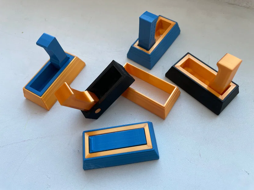 Móc treo gấp gọn (Foldable hook) - Image 3