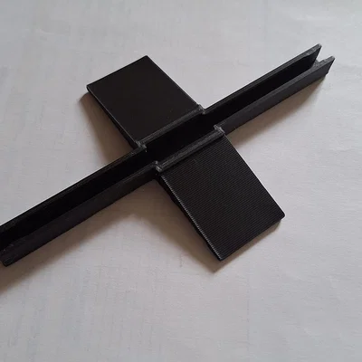 Giá đỡ vòi phun sương 6mm cho hệ thống tưới cây tự động tại nhà