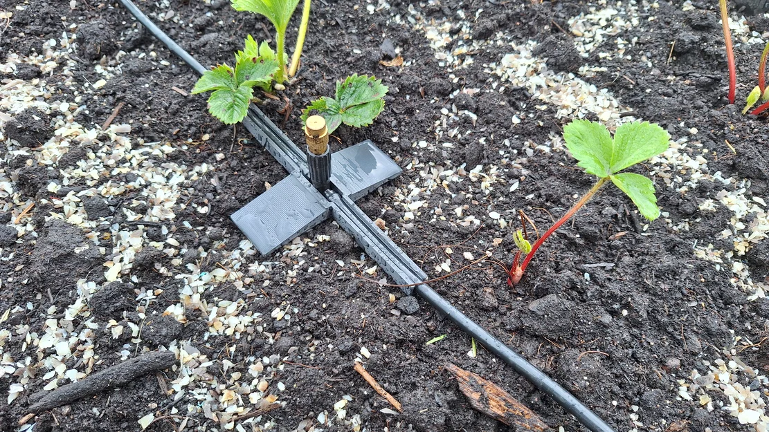 Giá đỡ vòi phun sương 6mm cho hệ thống tưới cây tự động tại nhà - Image 2