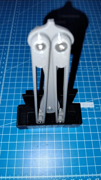 Giá đỡ balisong đa năng (có thể dùng cho cả các loại dao khác) - Image 1