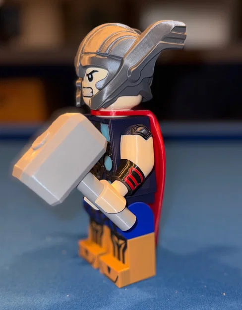 Mô hình Marvel Thor Brick MegaFigure (Tỉ lệ 5:1) - Image 2