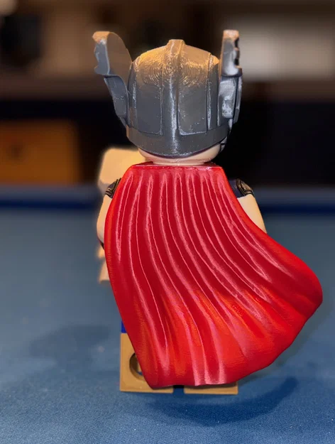 Mô hình Marvel Thor Brick MegaFigure (Tỉ lệ 5:1) - Image 3