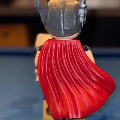 Mô hình Marvel Thor Brick MegaFigure (Tỉ lệ 5:1)