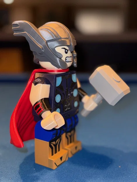 Mô hình Marvel Thor Brick MegaFigure (Tỉ lệ 5:1) - Image 4