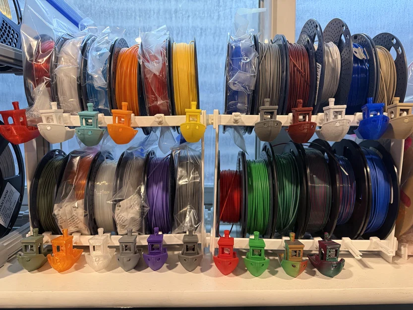 Kệ Modular để cuộn nhựa kèm giá trưng bày Benchy - Image 1