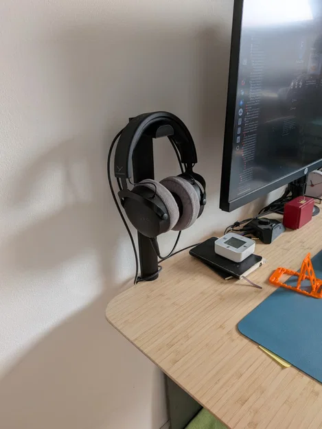 Giá treo tai nghe gắn bàn cho mặt bàn IKEA Anfallare - Image 1