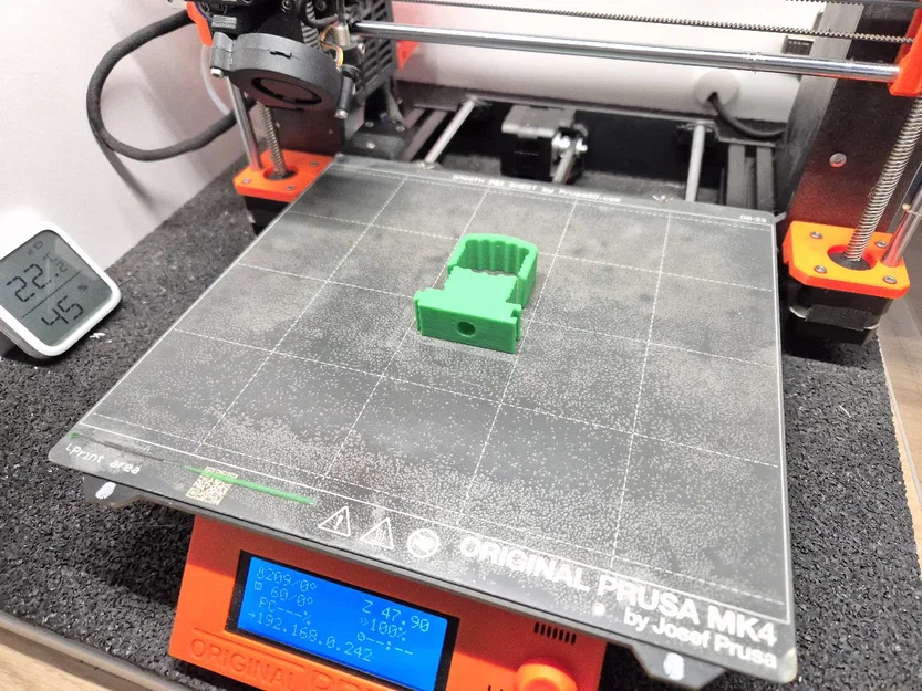 Giá treo vòi nước làm vườn chắc chắn - Image 2