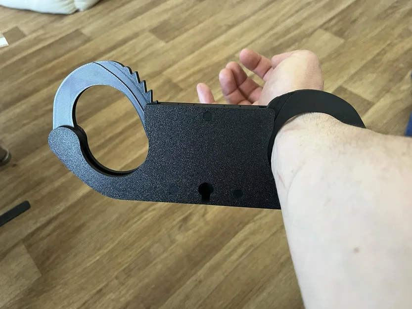 Còng tay, còng số 8, xích sắt - Image 2