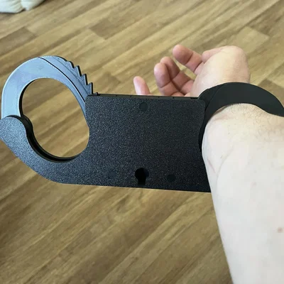 Còng tay, còng số 8, xích sắt