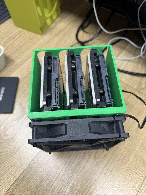 Giá đỡ 3 ổ cứng (HDD) kèm khung lắp quạt 120mm - Image 2