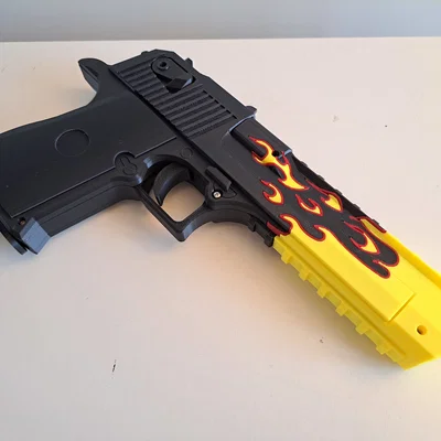 Mô hình súng Desert Eagle Blaze (Súng bắn dây thun)