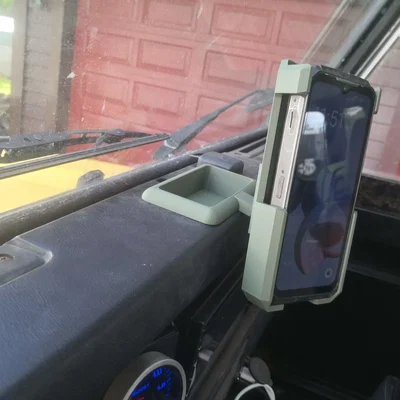 Ngàm gắn điện thoại tại vị trí gạt tàn cho Land Rover 90/110/Defender (DooGee S100Pro)