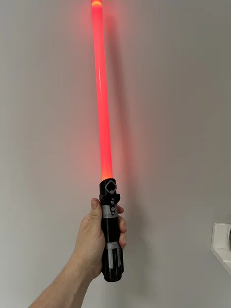 Mô hình tay cầm kiếm ánh sáng Darth Vader (Star Wars Lightsaber) - Image 2