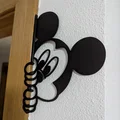 Mô hình trang trí Mickey Mouse gắn khung cửa siêu đáng yêu - Thumbnail 1