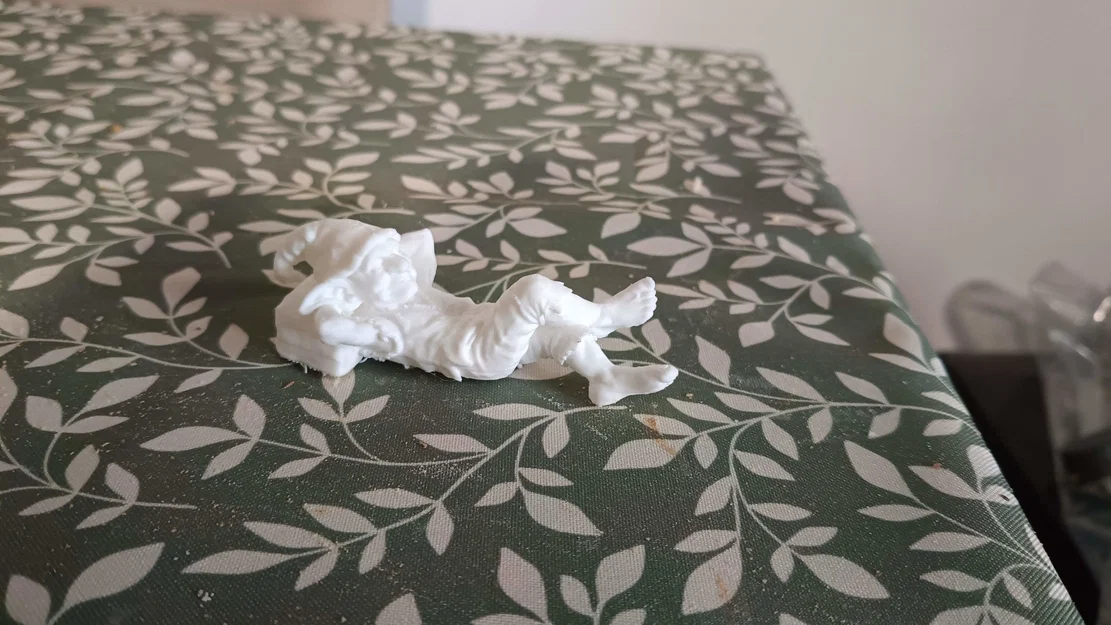 Yêu tinh nằm ngắm mây trời - Image 3