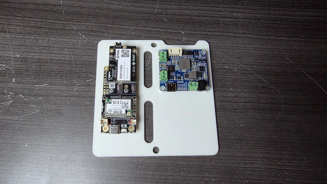 Insert Hộp Kỹ Thuật Năng Lượng Mặt Trời cho WaveShare - WisMesh 1W - Meshtastic - Image 6