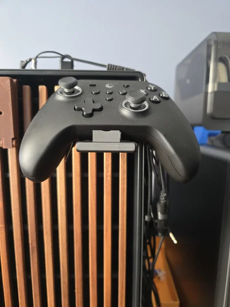 Giá treo tai nghe và tay cầm gập gọn cho Fractal North - Image 1