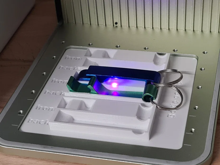 Khuôn giữ móc khóa khui bia cho xTool F1 (Lite) - Image 6