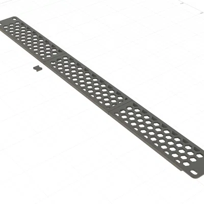 Tấm chắn 1U cho tủ Rack Server với họa tiết lục giác