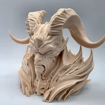 Tượng Bán Thân Quỷ Có Sừng (Horned Demon Bust)