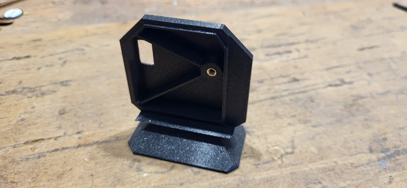 Cải thiện sóng Wi-Fi cho Prusa Core One: Nắp lưng kèm chân đế hoặc nam châm - Image 12