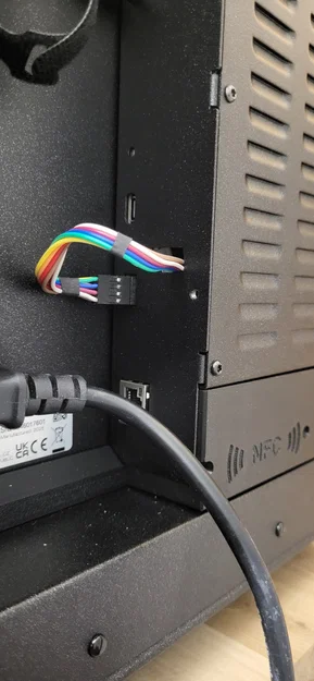 Cải thiện sóng Wi-Fi cho Prusa Core One: Nắp lưng kèm chân đế hoặc nam châm - Image 16